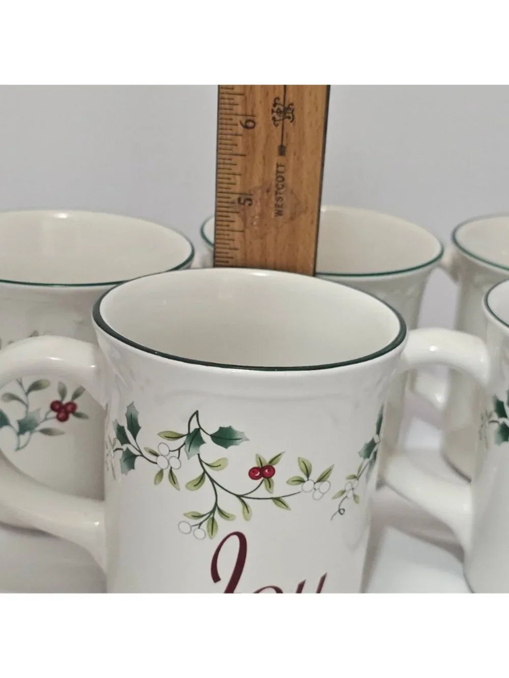 5 Pfaltzgraff Winterberry Mugs Holiday Joy Cheer Dishwasher Microwave Safe 12oz - Picture 5 of 6